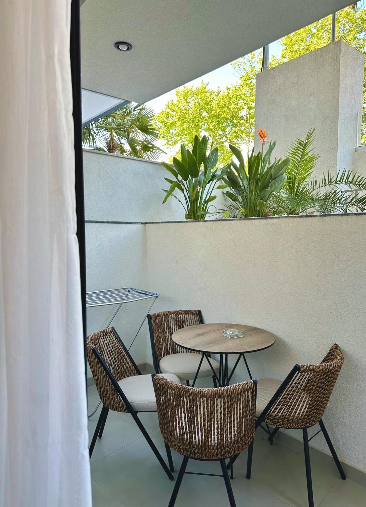 Luminous Luxury Living Aparthotel Kallithea  Екстериор снимка